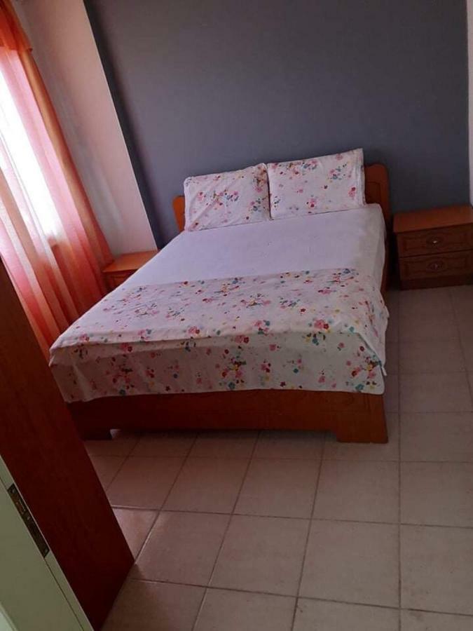 Popi Sarandë